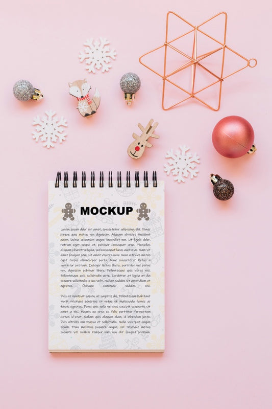 Free Notepad Mockup With Christmas Concept Psd