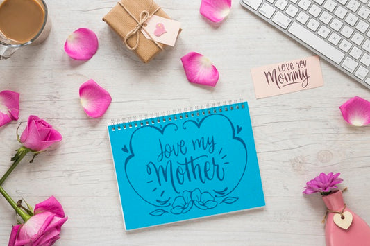 Free Notepad Mockup With Mothers Day Concept Psd