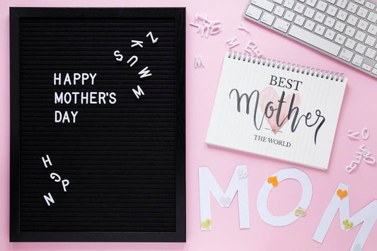 Free Notepad Mockup With Mothers Day Concept Psd