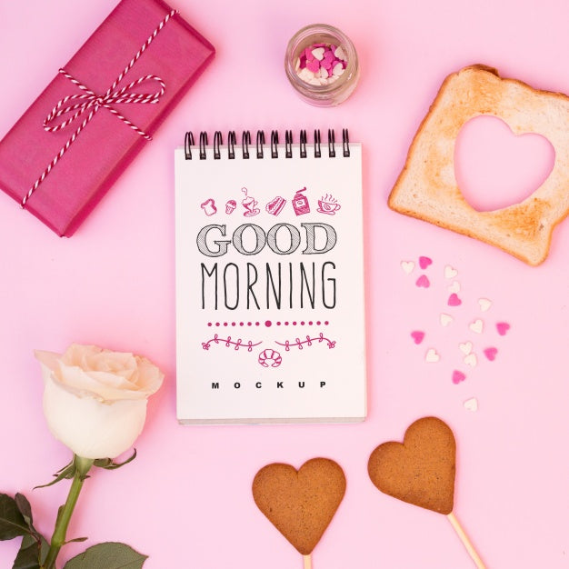 Free Notepad Mockup With Valentines Breakfast Psd