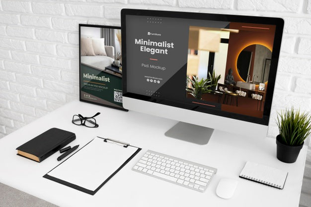 Free Office Desk With Computer Mock-Up Psd