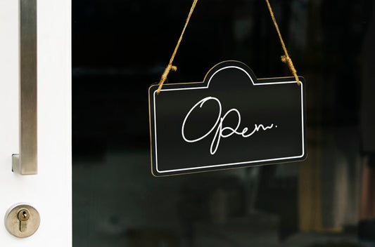 Free Open, Wooden Door Sign Mockup Psd