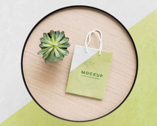 Free Paper Bag Concept With Mock-Up Psd