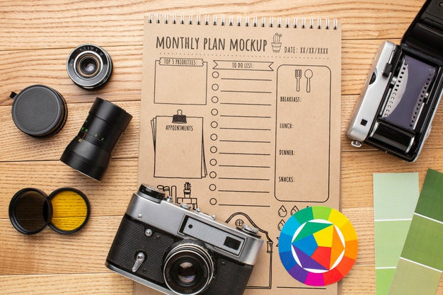 Free Photographer Workshop With Notebook Mock-Up Psd