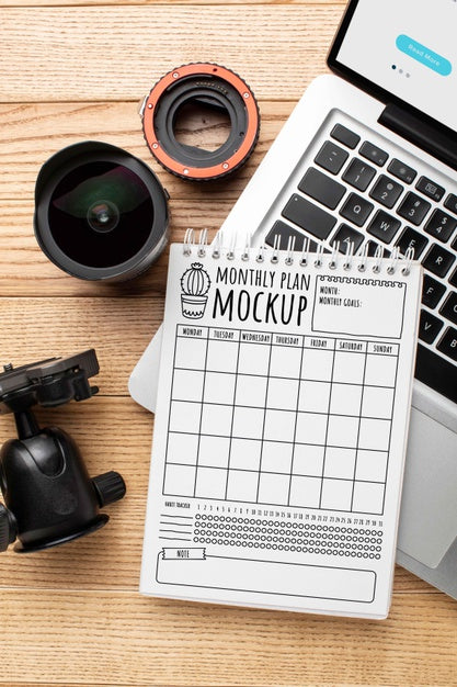 Free Photographer Workshop With Notebook Mock-Up Psd