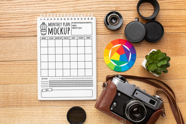 Free Photographer Workshop With Notebook Mock-Up Psd