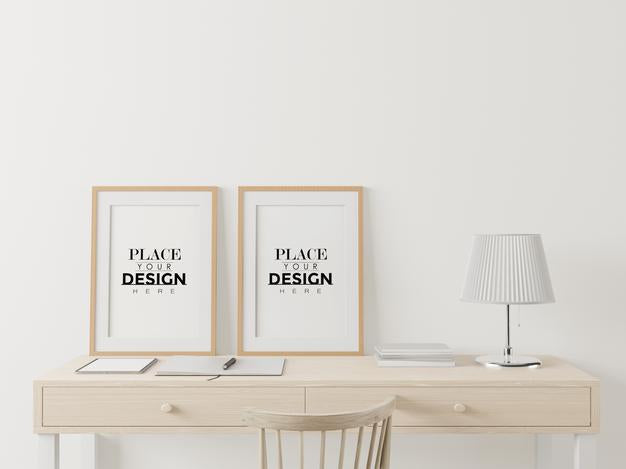 Free Poster Frame In Living Room Mockup Psd