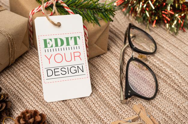 Free Present A Price Tag Psd Mockup Psd