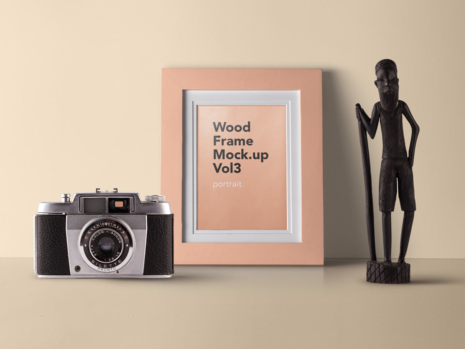 Free Perfect Wood Frame Mockup Psd