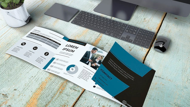 Free Quadfold Brochure Mockup Psd