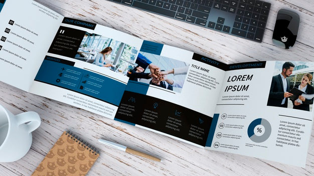 Free Quadfold Brochure Mockup Psd