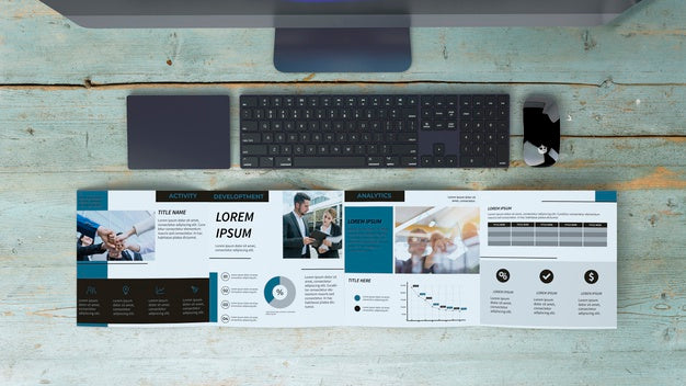 Free Quadfold Brochure Mockup Psd