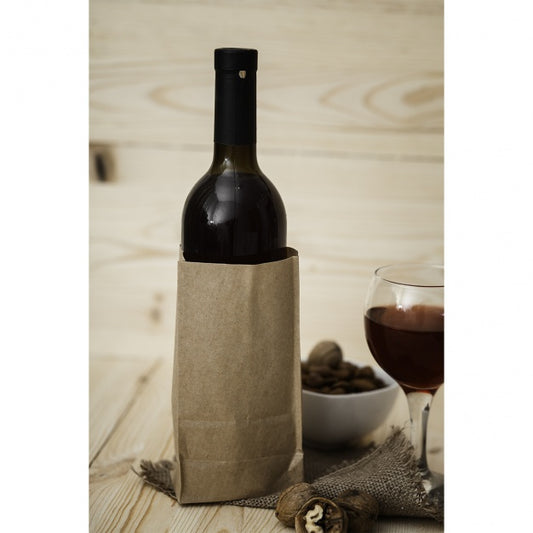 Free Realistic Wine Bottle Presentation Psd