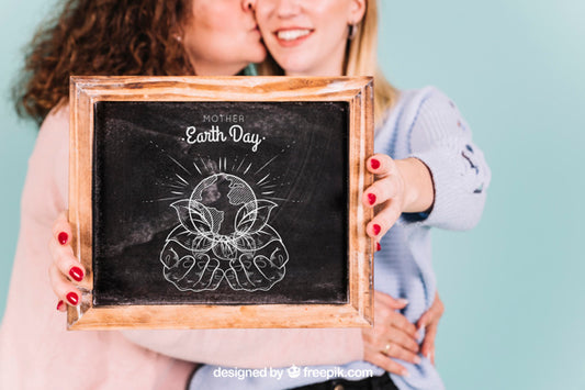 Free Slate Mockup For Mothers Day Psd