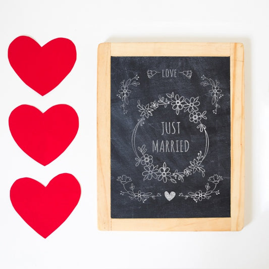 Free Slate Mockup For Valentine Psd