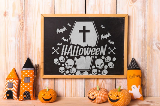 Free Slate Mockup With Halloween Concept Psd