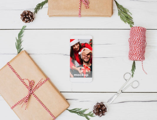 Free Smartphone Mockup With Christmas Concept Psd