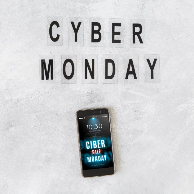 Free Smartphone Mockup With Cyber Monday Letters Psd