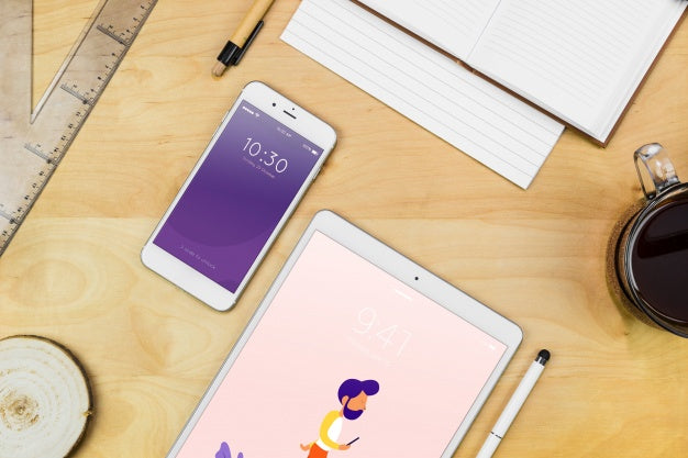 Free Smartphone Mockup With Office Materials On Table Psd