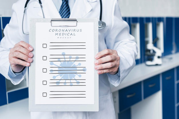 Free Smiley Doctor Holding A Medical Paper Mock-Up Medium Shot Psd