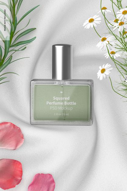 Free Squared Perfume Bottle Mockup Psd