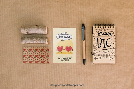 Free Stationery Cardboard Concept Psd