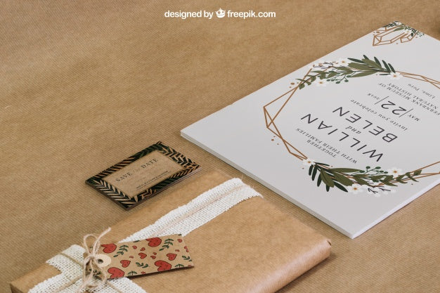 Free Stationery Cardboard Concept Psd