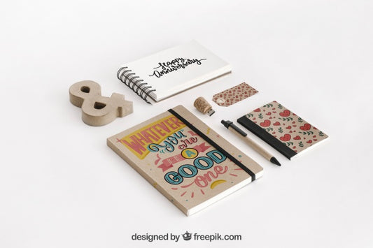 Free Stationery Cardboard Concept Psd