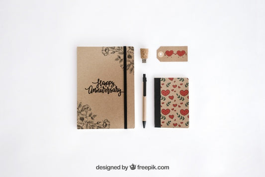 Free Stationery Cardboard Concept Psd