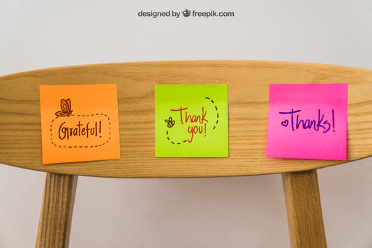 Free Sticky Note Mockup On Chair Psd