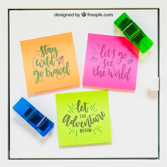 Free Sticky Note Mockup With Brackets Psd