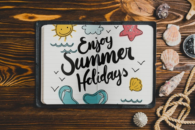 Free Summer Composition With Open Leather Book Psd