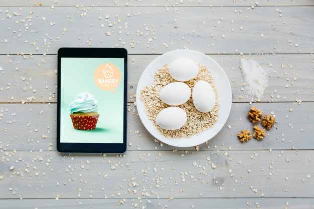 Free Tablet Mockup With Kitchen Concept Psd