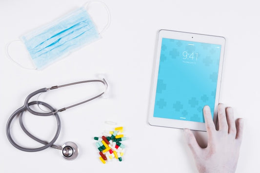 Free Tablet Mockup With Medical Concept Psd