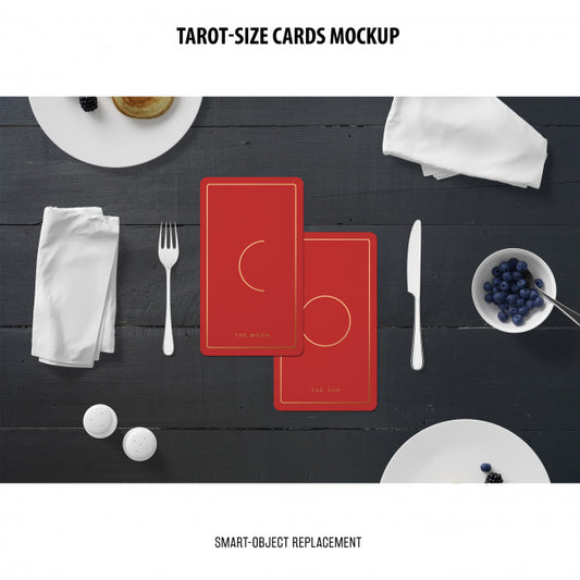 Free Tarot Card With Foil Stamping Mockup Psd