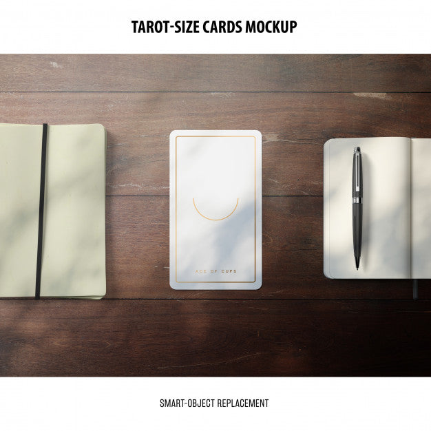 Free Tarot Card With Foil Stamping Mockup Psd