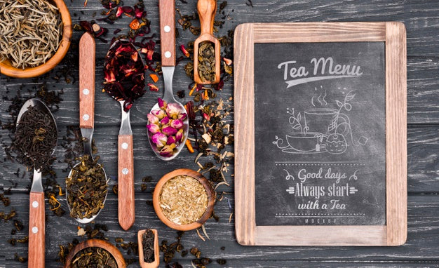 Free Tea Concept On Wooden Table Mock-Up Psd