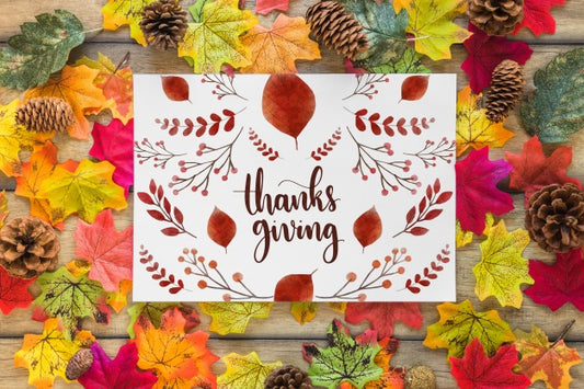 Free Thanksgiving Mockup With Cover Or Paper Psd