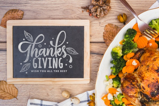 Free Thanksgiving Mockup With Slate Psd