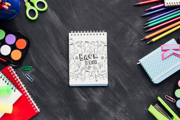 Free Top View Back To School With Notepad Psd