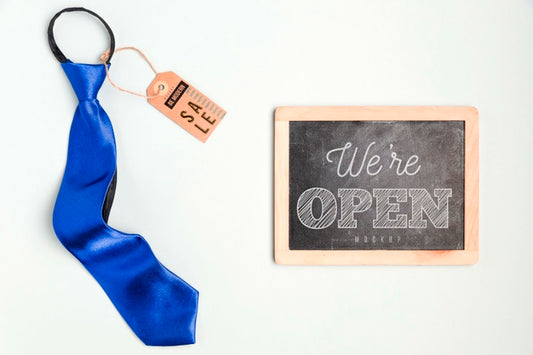 Free Top View Chalkboard Frame And Tie With Tag Psd