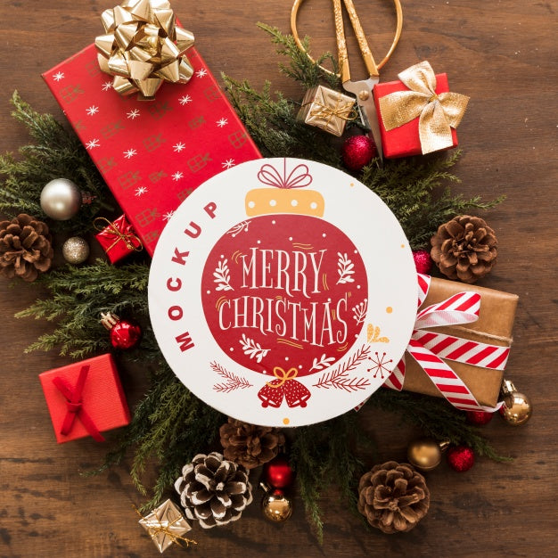 Free Top View Christmas Composition With Round Paper Mockup Psd