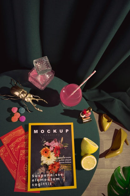 Free Top View Decoration With Fashion Magazine Psd