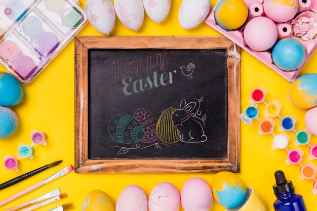 Free Top View Easter Composition With Slate Psd