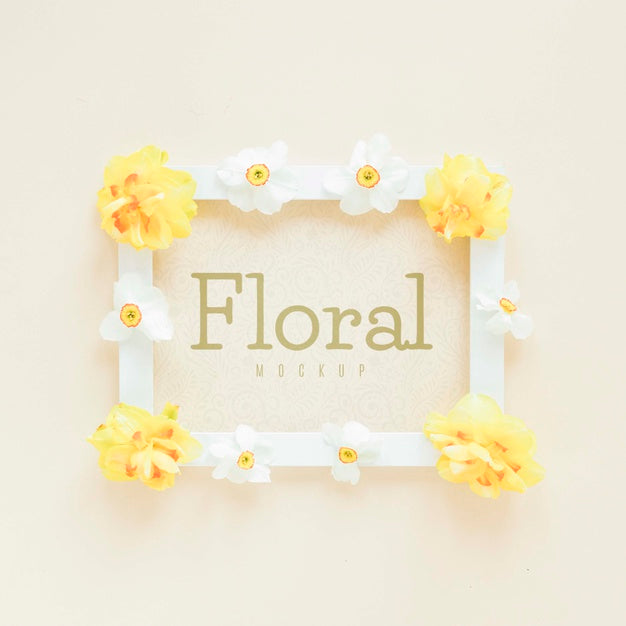 Free Top View Flowers With Copy Space Psd