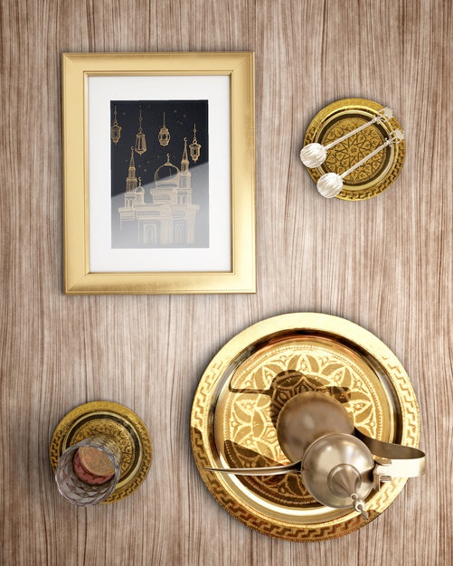 Free Top View Islamic New Year Decoration On Wooden Background Psd