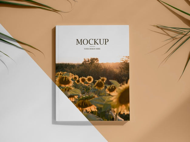 Free Top View Magazine And Leaves Assortment Psd