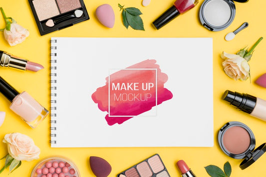 Free Top View Make-Up Arrangement Psd