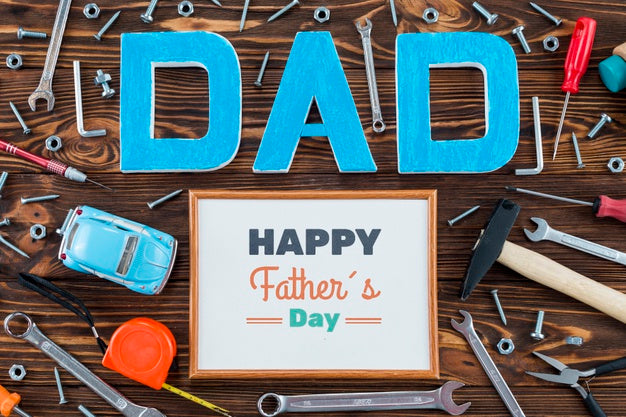 Free Top View Of Father'S Day Concept Psd