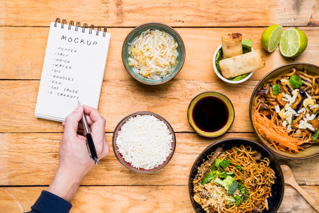 Free Top View Of Thai Food Concept Mock-Up Psd